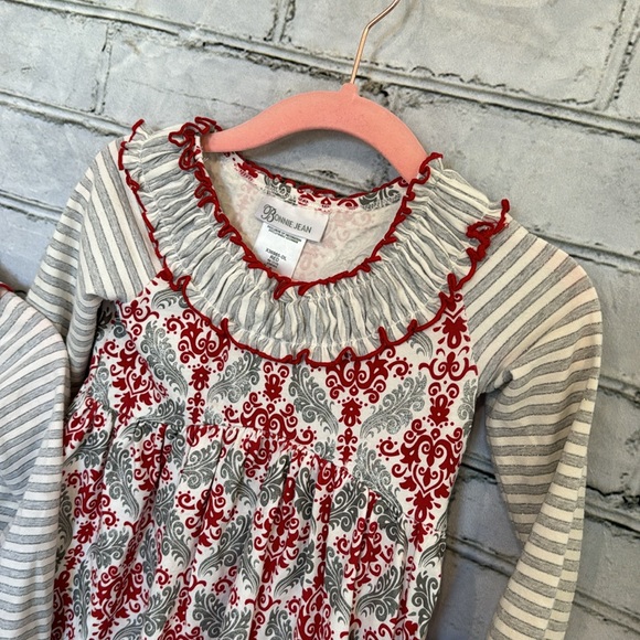 TWO dresses, twin girls, perfect for Valentine’s Day! Size 5 - Picture 3 of 5